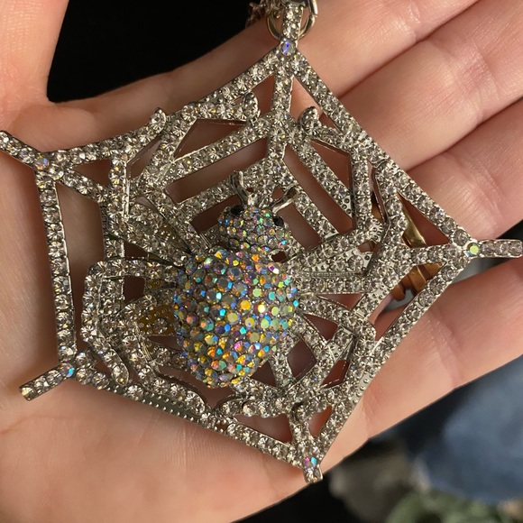 Bling Halloween silver gems Large Spiser Necklace - Picture 4 of 6